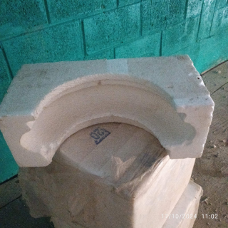 Capitel De Poliuretano 25 B